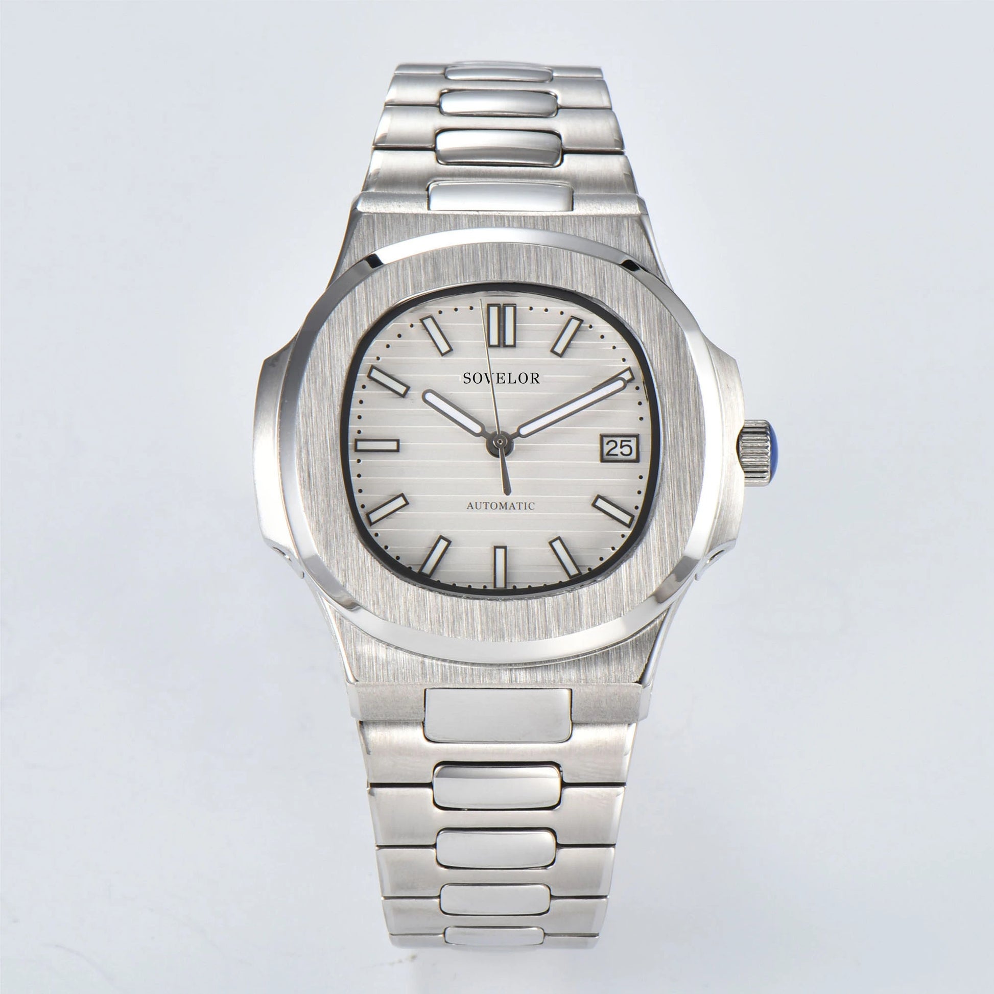 Custom Nautilus style Seiko mod watch, classic white dial with stainless steel bracelet, NH35 automatic movement